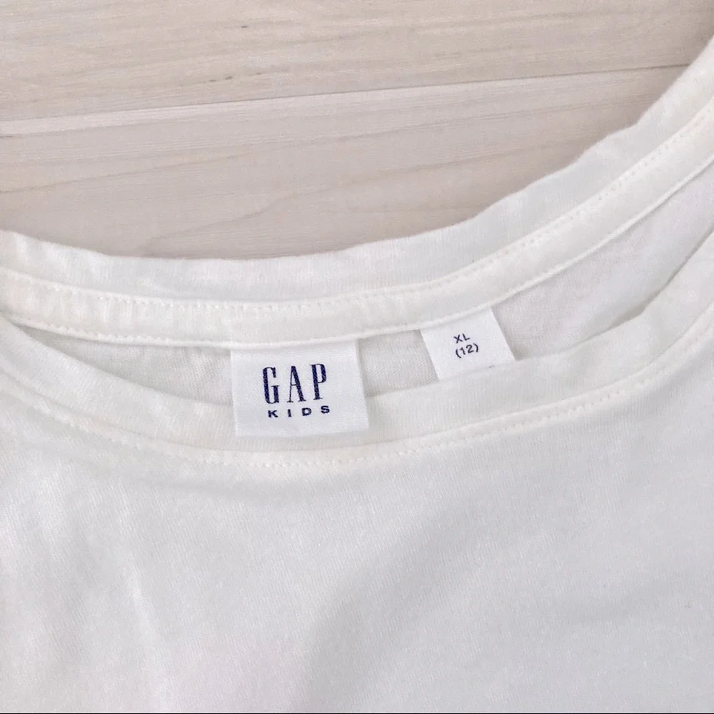 🌸3/$30🌸 GAP Kids Sequin Girls’ Tee